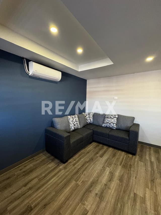 EN VENTA CONJUNTO DE CUATRO DEPARTAMENTOS RENTADOS EN FRACC. MAGISTERIAL 