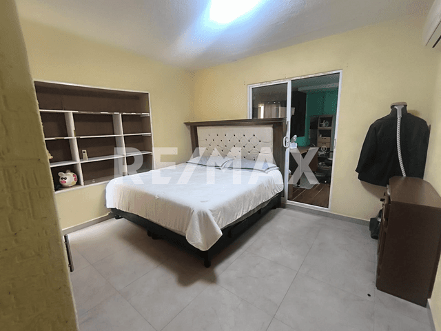 Residencia en Venta en Crystal Lagoons, Apodaca, NL | Conjunto Cerrado