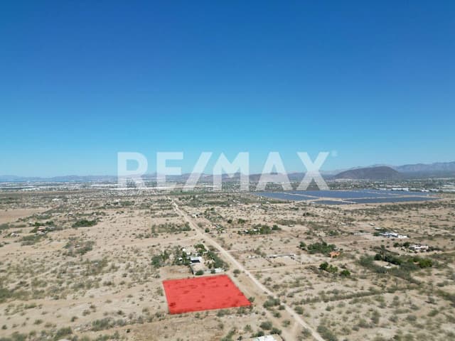 TERRENO EN VENTA EN VILLAS DE LA PAZ