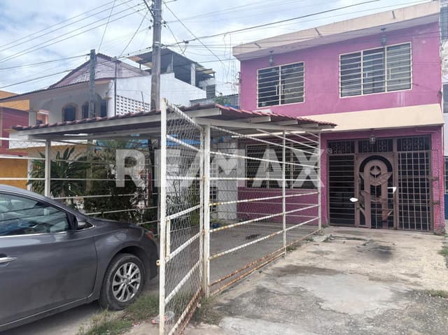 CASA EN VENTA UBICADA EN FRACCIONAMIENTO ANGELES DE IXTACOMITAN