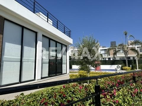 CASA EN RENTA EN RISCOS CONDESA ZÁKIA