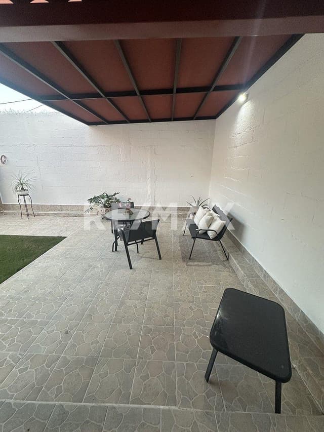 CASA EN RENTA EN PRIVADA DE CHUBURNA