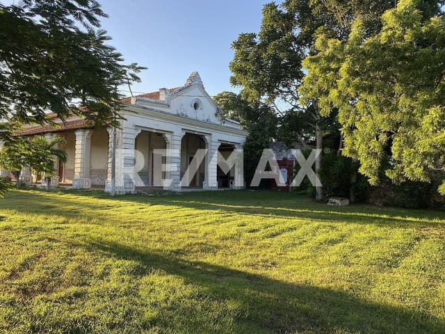 Terreno residencial en una hacienda histórica