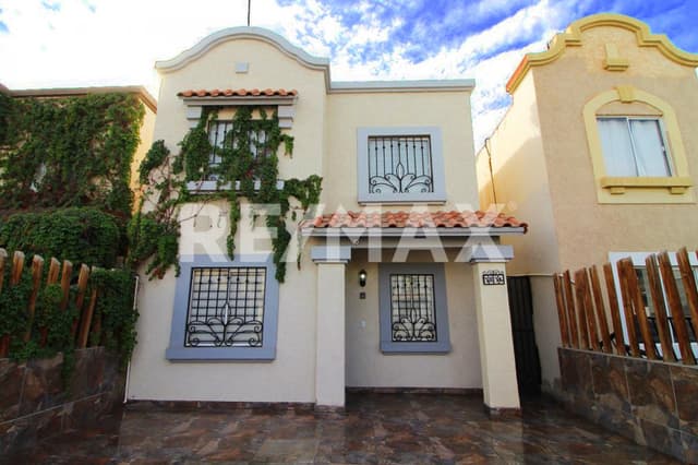 CASA EN VENTA EN VILLA DEL CEDRO (MEXICALI)