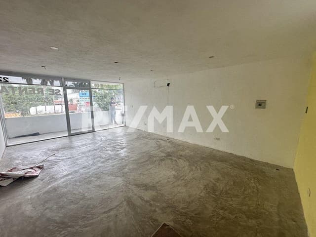 Locales comerciales en 1er piso