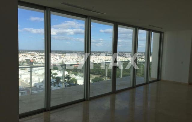 Departamento de lujo en Country Towers
