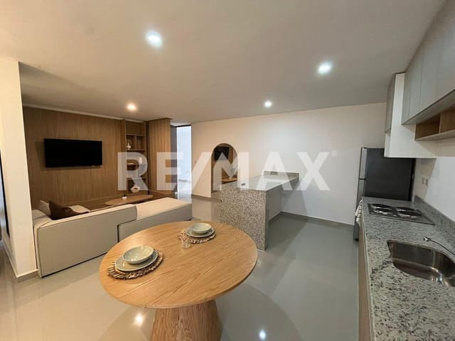 Departamento amueblado a 2 calles de Altabrisa