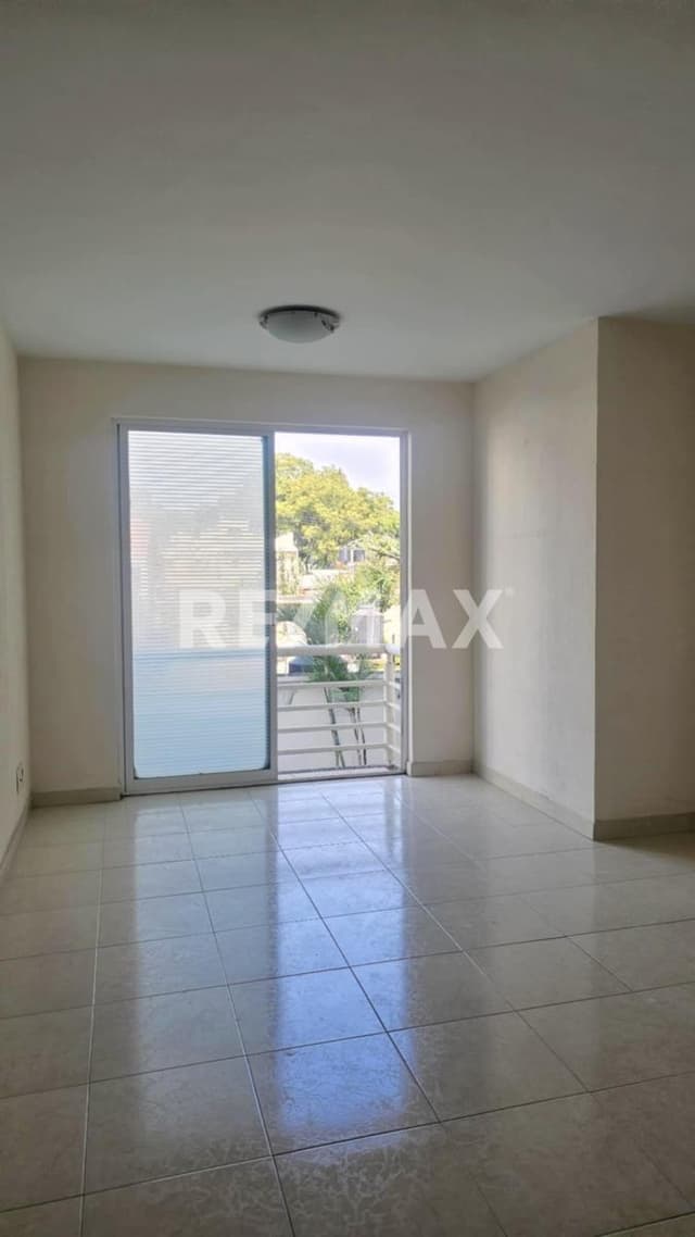 Venta de departamento, muy cerca de Forum Cuernavaca...Clave 6049