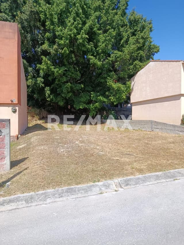 Terreno en venta en Condominio Campestre Colibrís, Xochitepec, Morelos...6054