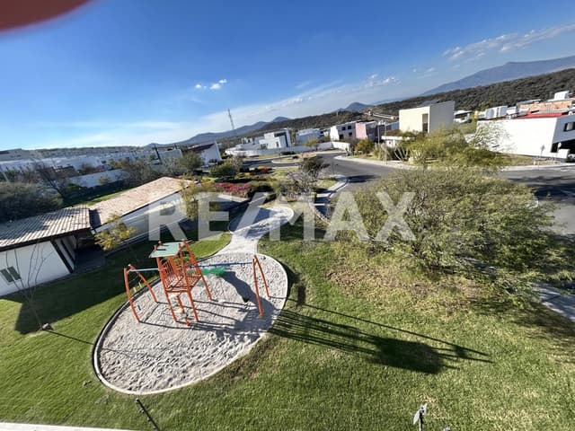 CASA EN VENTA EN ZIBATÁ