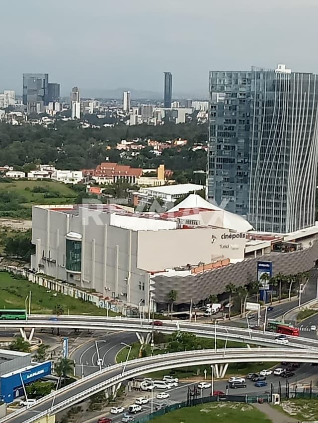 Renta de Oficina en Torre Panorama Piso 18