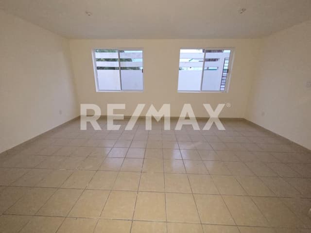 Casa en venta en Fracc. 18 de Marzo — Excelente ubicación en esquina