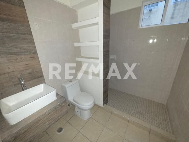 Casa en venta en Fracc. 18 de Marzo — Excelente ubicación en esquina