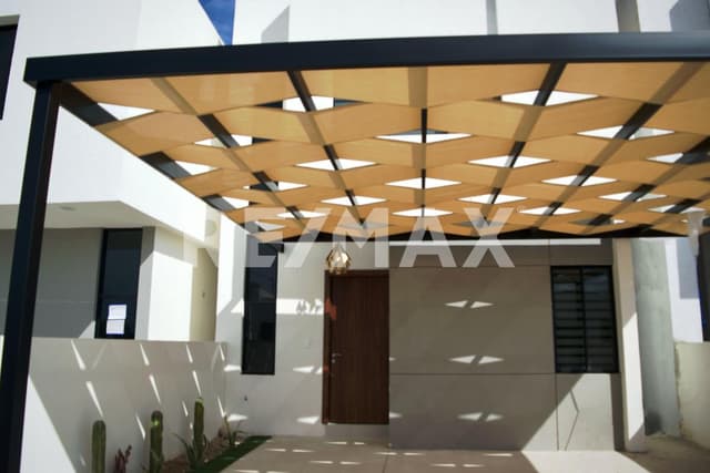 CASA SANTA LUCIA EN VENTA EN SAN RAFAEL RESIDENCIAL