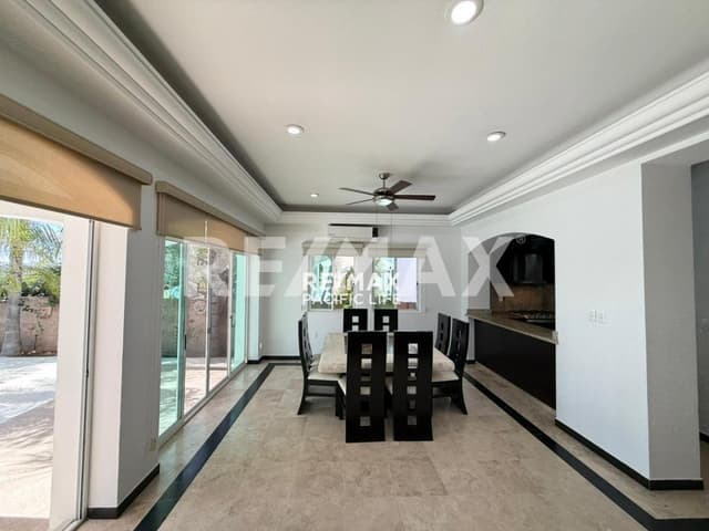 CASA EN VENTA EN ISLA MAZATLÁN