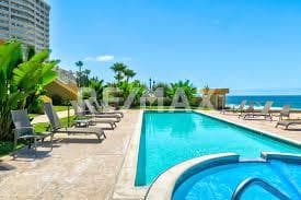 Villa frente al mar en Renta en la Joya Real