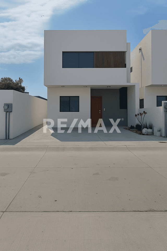 CASA SAN JUAN EN SANTA JULIA RESIDENCIAL