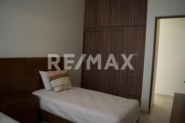 CASA SAN JUAN EN SANTA JULIA RESIDENCIAL