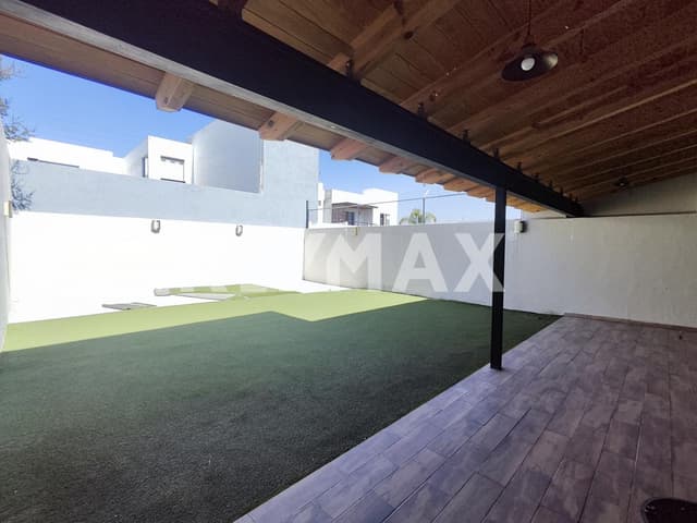 CASA VENTA CUMBRES DEL LAGO