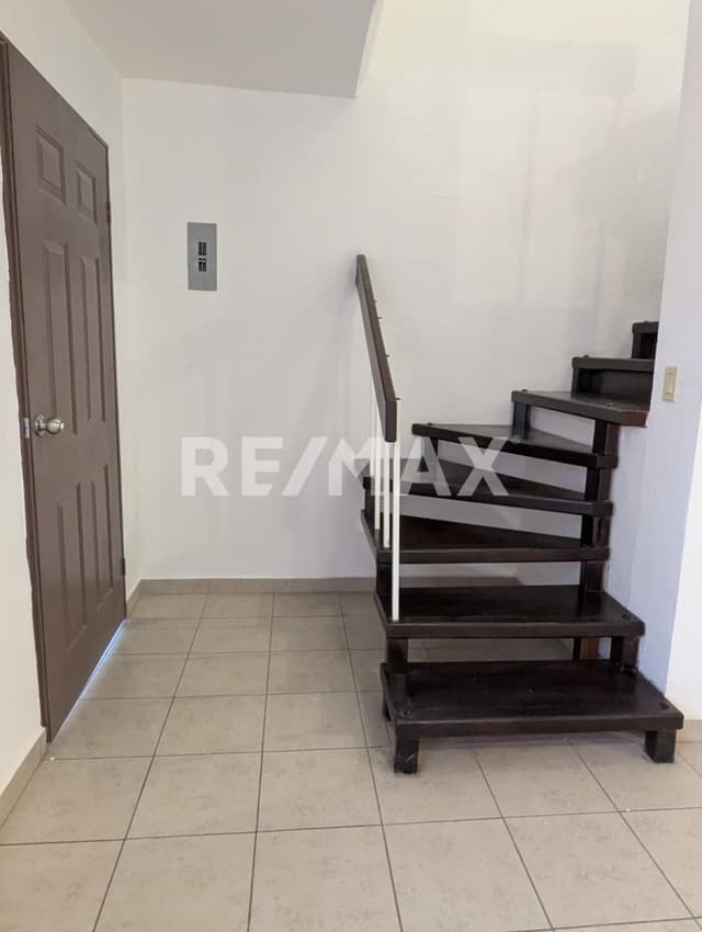 Casa en RENTA Privada San Gabriel Norte Colinas de California Tijuana BC