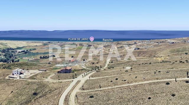 Venta de 2 Terrenos Juntos – 400 m² con Vista Espectacular al Mar 