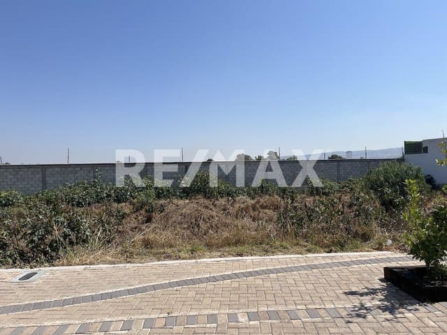 VENTA TERRENO HACIENDA CARLOTA