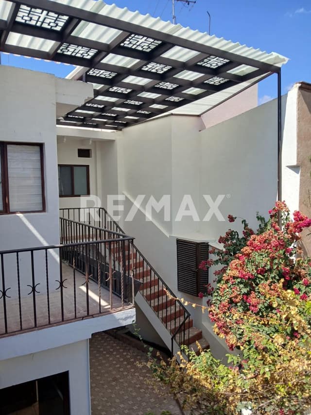 CASA RENTA TEQUISQUIAPAN CENTRO QUERETARO