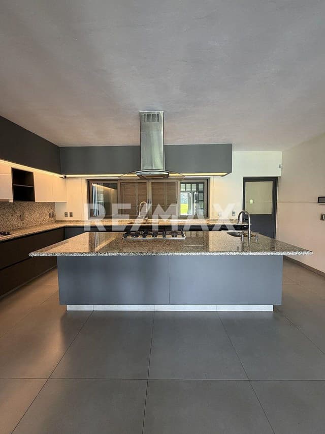 CASA EN VENTA EN EL CIELO COUNTRY CLUB, FRENTE AL CAMPO DE GOLF