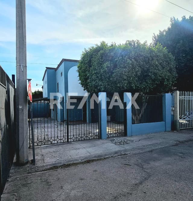 CASA EN RENTA COLONIA IMSS S. XXI