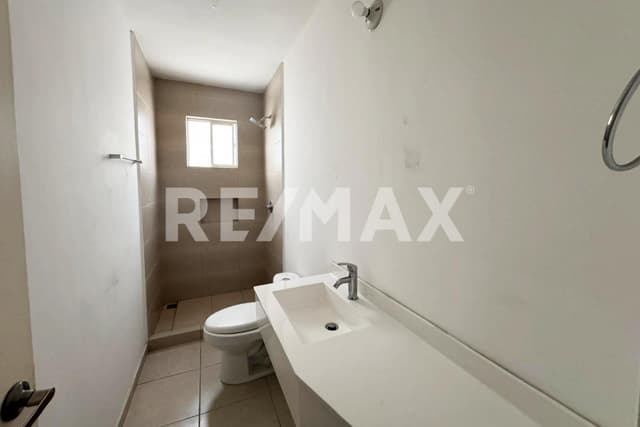 Casa en Venta - 5
