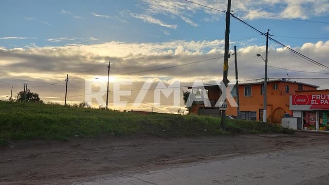 Terreno en Venta con Alto Potencial Residencial y Comercial a Minutos de la Frontera