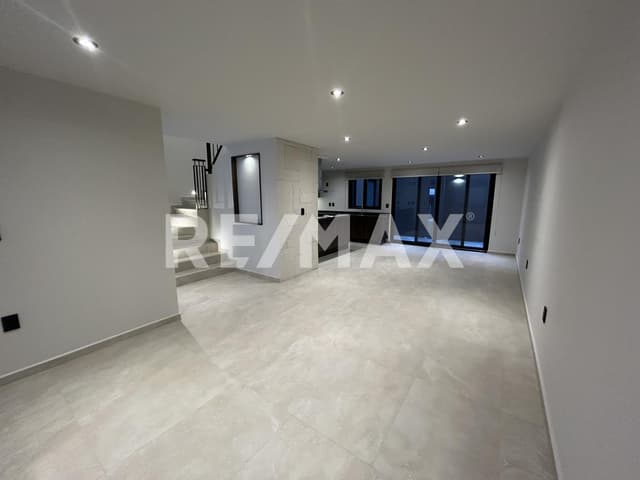 Casa en Renta en Villa Magna, Querétaro. Nueva, cada habitación con baño propio