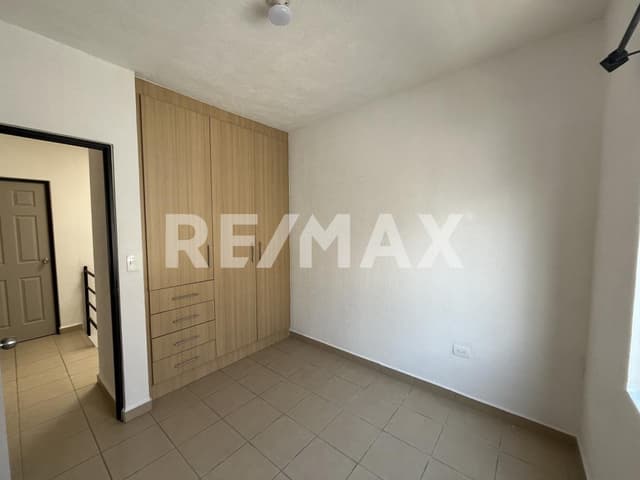 CASA EN RENTA EN CONDOMINIO RINCONES DEL MARQUÉS 