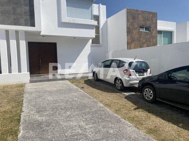 CASA RENTA REAL DE JURIQUILLA