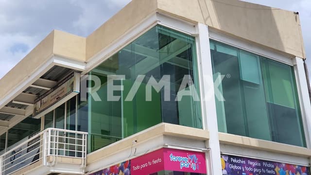 LOCAL COMERCIAL EN RENTA PIE DELA CUESTA 