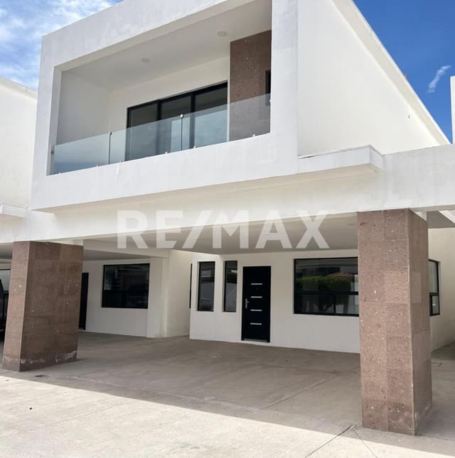 EN RENTA RESIDENCIAS DE LUJO EN EXCLUSIVA UBICACION CON AMENIDADES