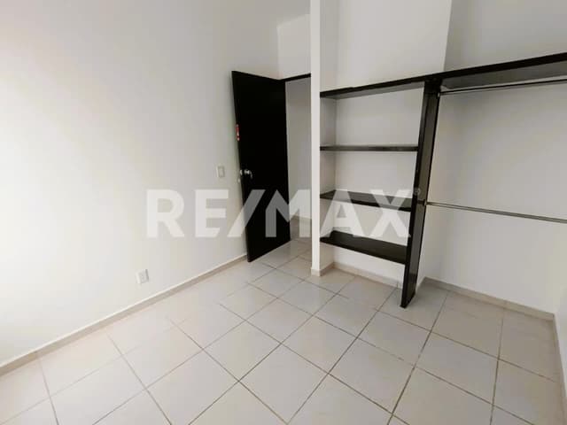 Departamento Remodelado en Planta Baja a Pasos del Metro Tacubaya ¡Ubicación Privilegiada!