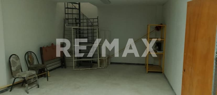 Gallery main