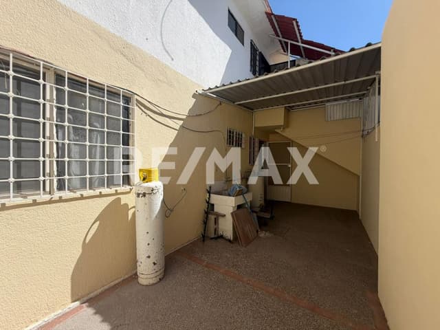 DEPARTAMENTO EN RENTA EN NUEVA CALIFORNIA