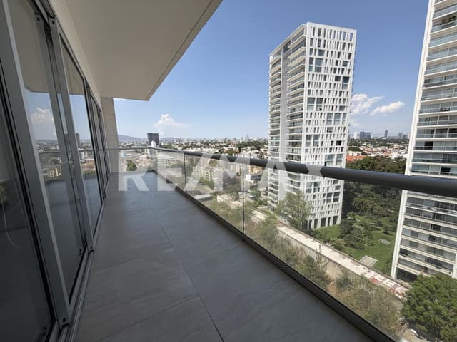 DEPARTAMENTO TOTALMENTE AMUEBLADO CON TODOS LOS SERVICIOS INCLUIDOS Y AMENIDADES, GUADALAJARA.