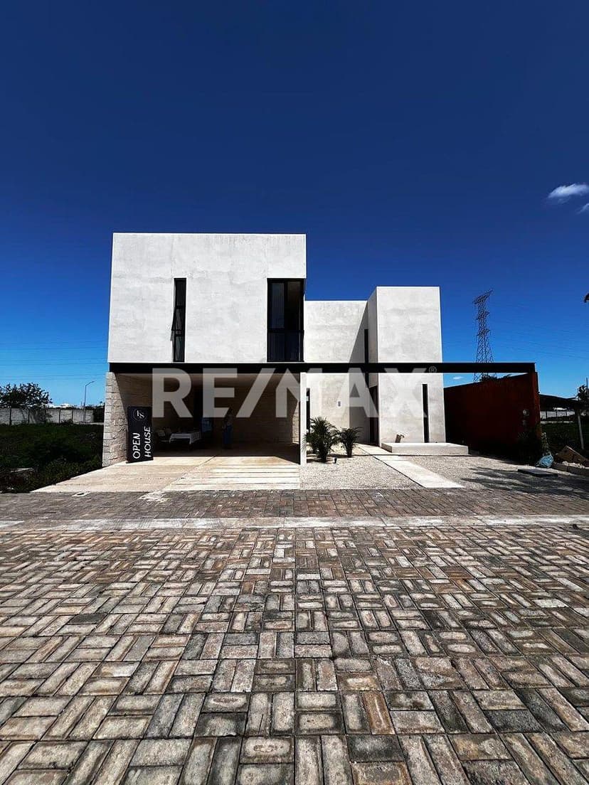 Gallery main