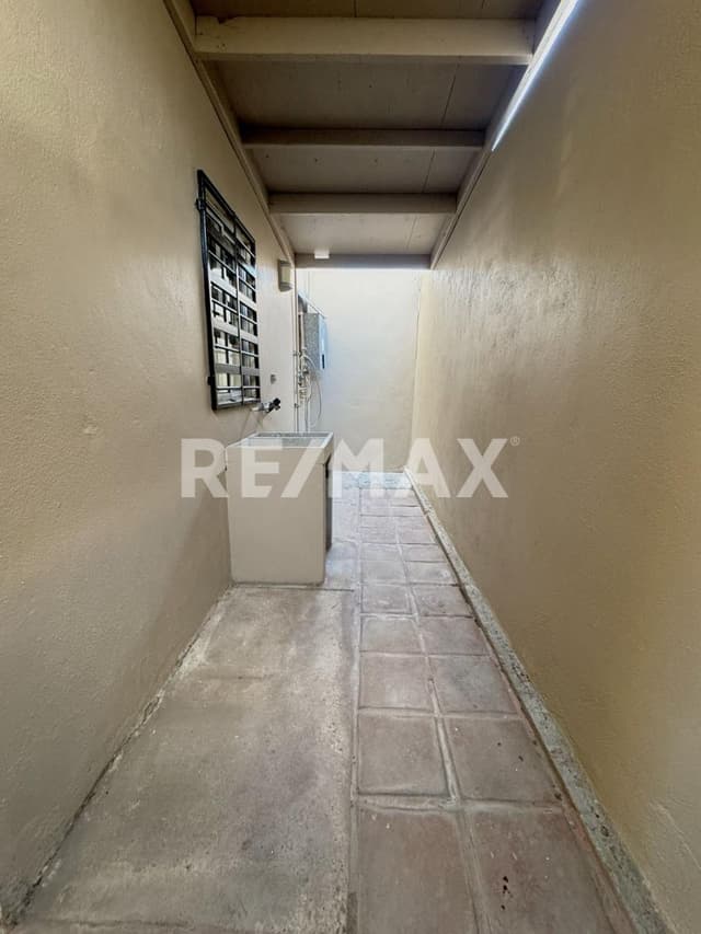 MADEIRA RESIDENCIAL, CASA EN RENTA