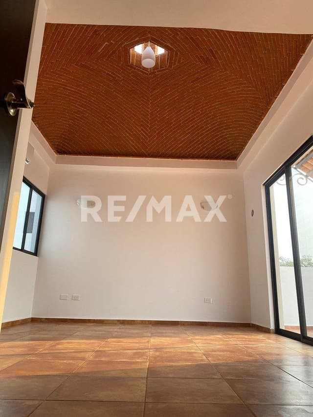 SE RENTA CASA EN GRAN SANTA FE NORTE