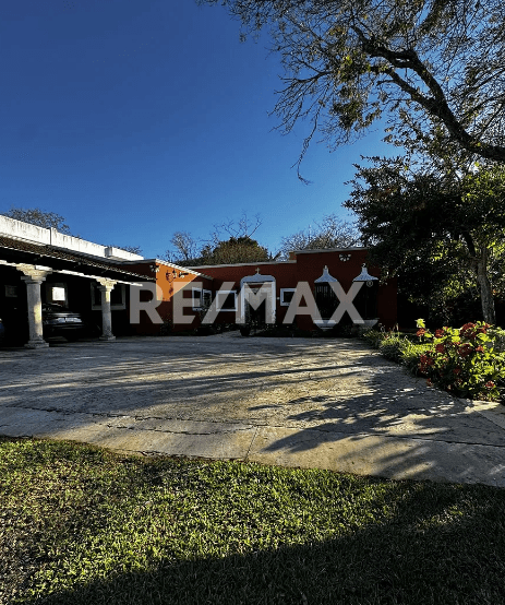 Casa en venta en la ceiba con vista al campo de golf.