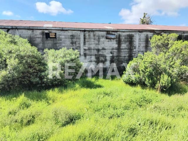 Terreno con construcción en Venta, Santa María Totoltepec, Toluca, Estado de México