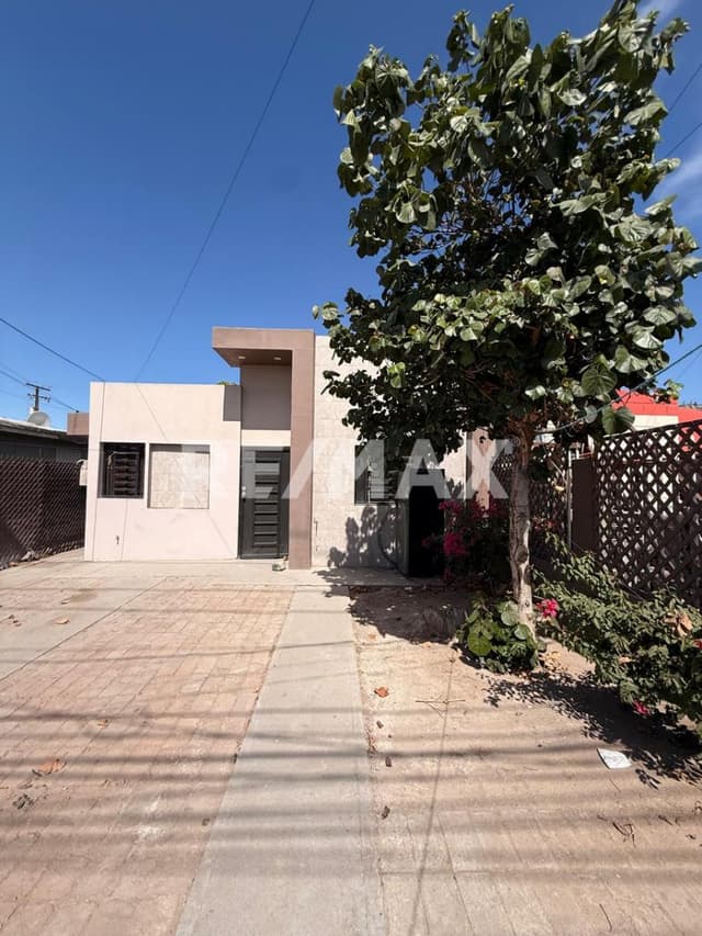 Casa en Venta en Fraccionamiento Valle Dorado