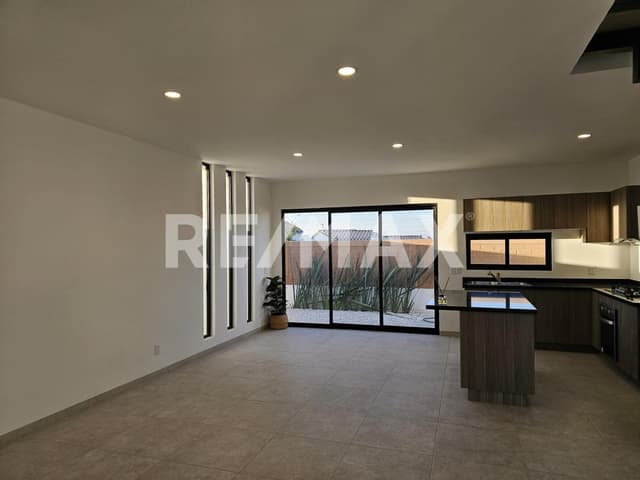 CASA RENTA CAPITAL SUR