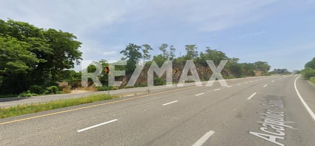 TERRENO EN VENTA SOBRE CARRETERA FEDERAL NO. 200 A POCHUTLA 
