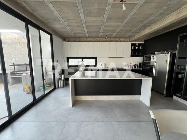 Venta de casa sola en Pedregal de Las Fuentes, Jiutepec, Morelos...Clave 6147