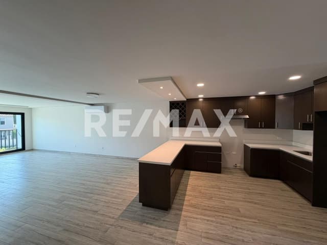 DEPARTAMENTO EN RENTA EN TORRE IKAL, COL. LA SIERRA, TIJUANA.